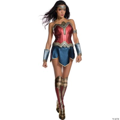The 'Wonder Woman' Costumes Are a Celebration of Female Empowerment -  Fashionista