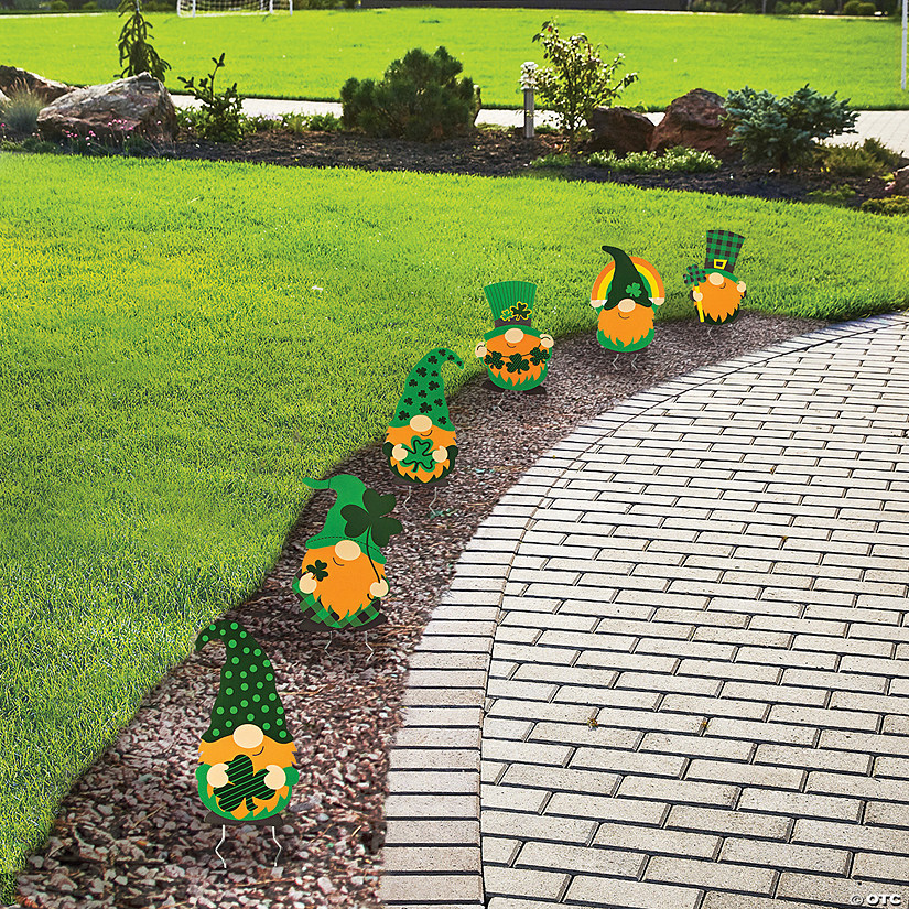 7 3/4&quot; x 11 1/2&quot; St. Patrick&amp;#8217;s Day Gnome Yard Signs - 6 Pc. Image