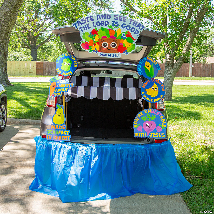 Deluxe Religious Farmer&amp;#8217;s Market Trunk-or-Treat Decorating Kit Image