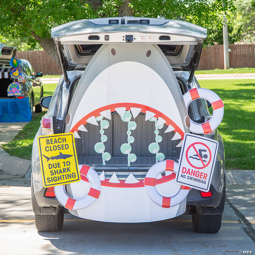 Deluxe Shark Trunk-or-Treat Decorating Kit Image