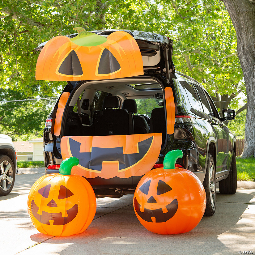 Jack-O&amp;#8217;-Lantern Deluxe Trunk-or-Treat Decorating Kit - 7 Pc. Image