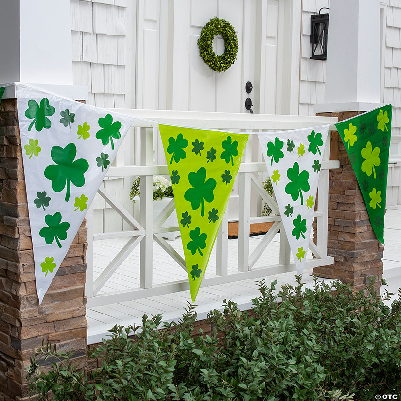 Large St. Patrick&amp;#8217;s Day Clovers Plastic Pennant Banner Image