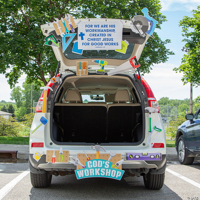 Value God&amp;#8217;s Workshop Trunk-or-Treat Decorating Kit Image