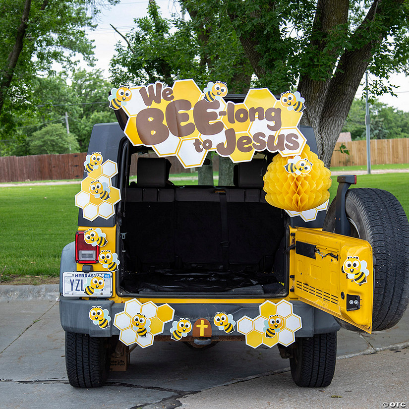 Value We Bee-long to Jesus Trunk-or-Treat Decorating Kit Image