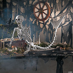 Skeletons. Large set of skulls, bones and pirate symbols. 15 skull